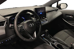 ruskea Toyota Corolla 2023 kuva 8.