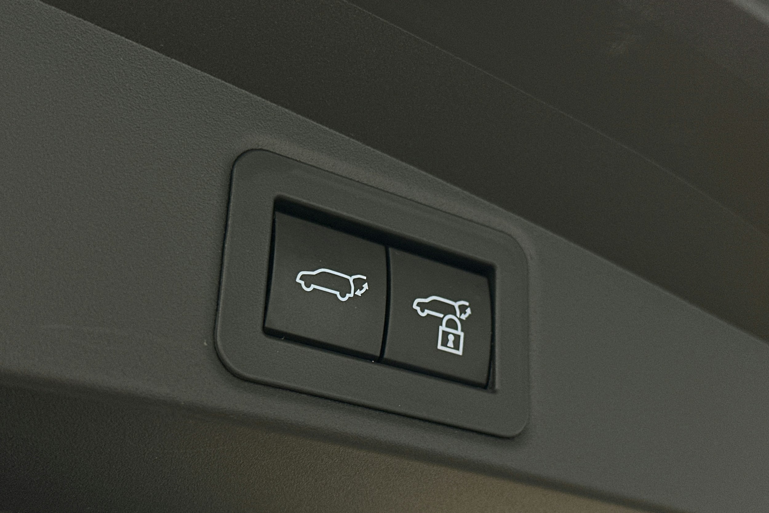 hopea Toyota Corolla 2023 kuva 15.