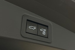 hopea Toyota Corolla 2023 kuva 15.