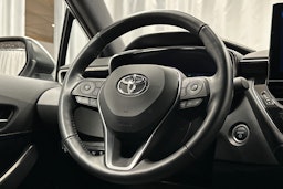 hopea Toyota Corolla 2023 kuva 17.