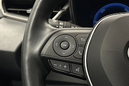 hopea Toyota Corolla 2023 kuva 18.