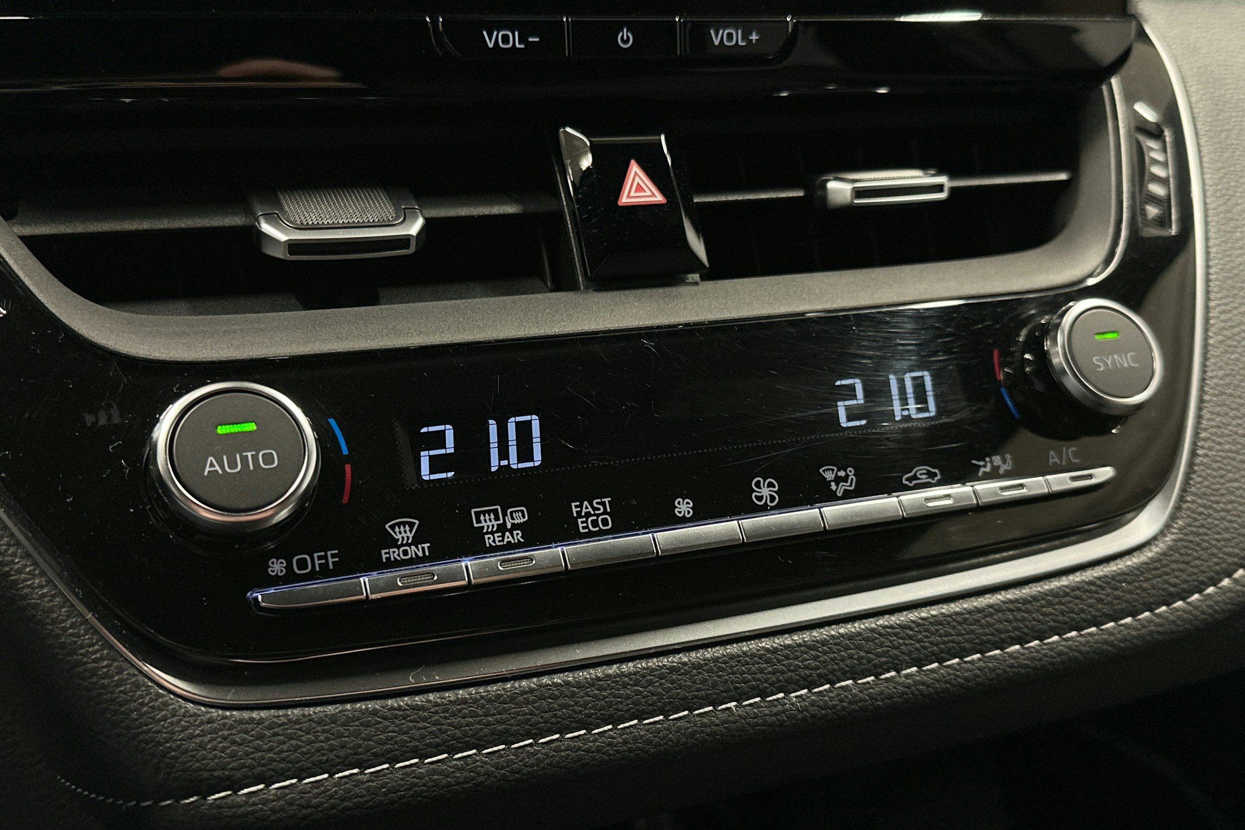 hopea Toyota Corolla 2023 kuva 26.