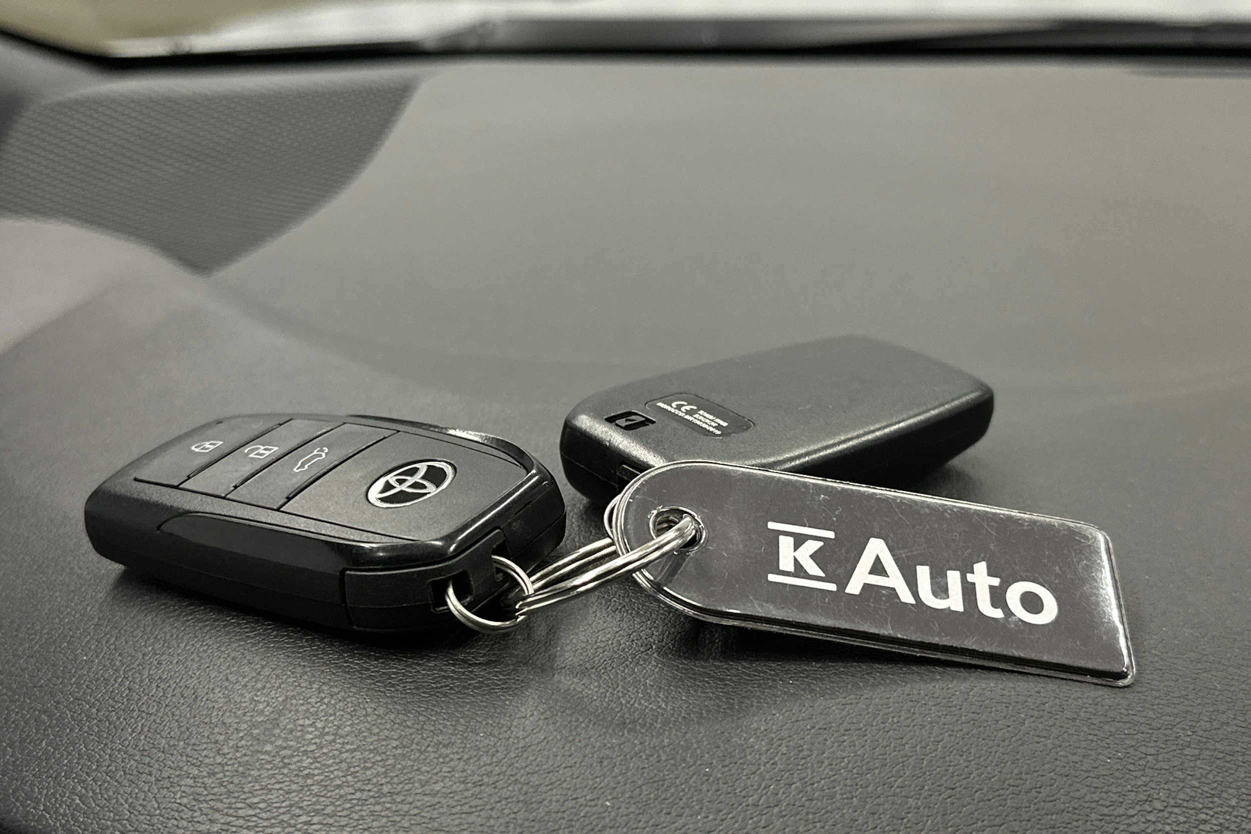 hopea Toyota Corolla 2023 kuva 29.