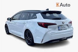 met. valkoinen Toyota Corolla 2023 kuva 2.