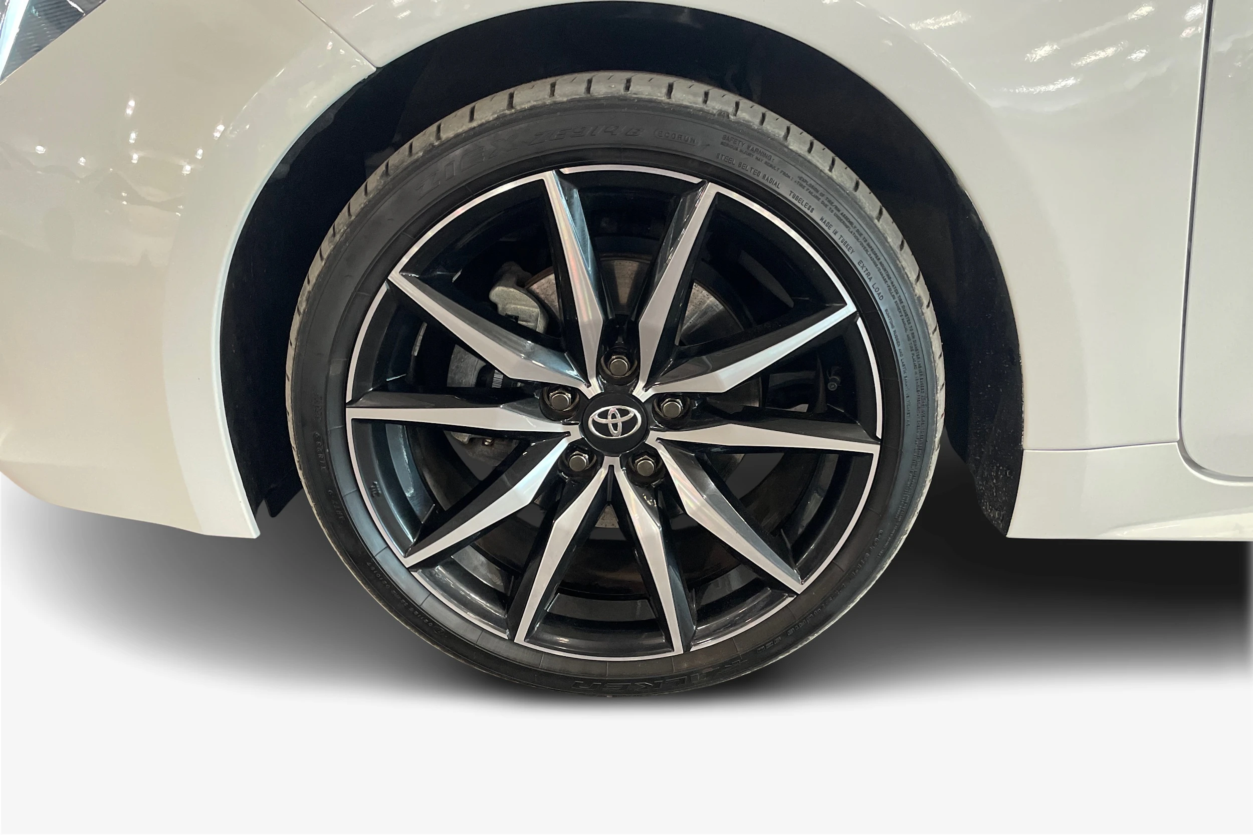 met. valkoinen Toyota Corolla 2023 kuva 9.