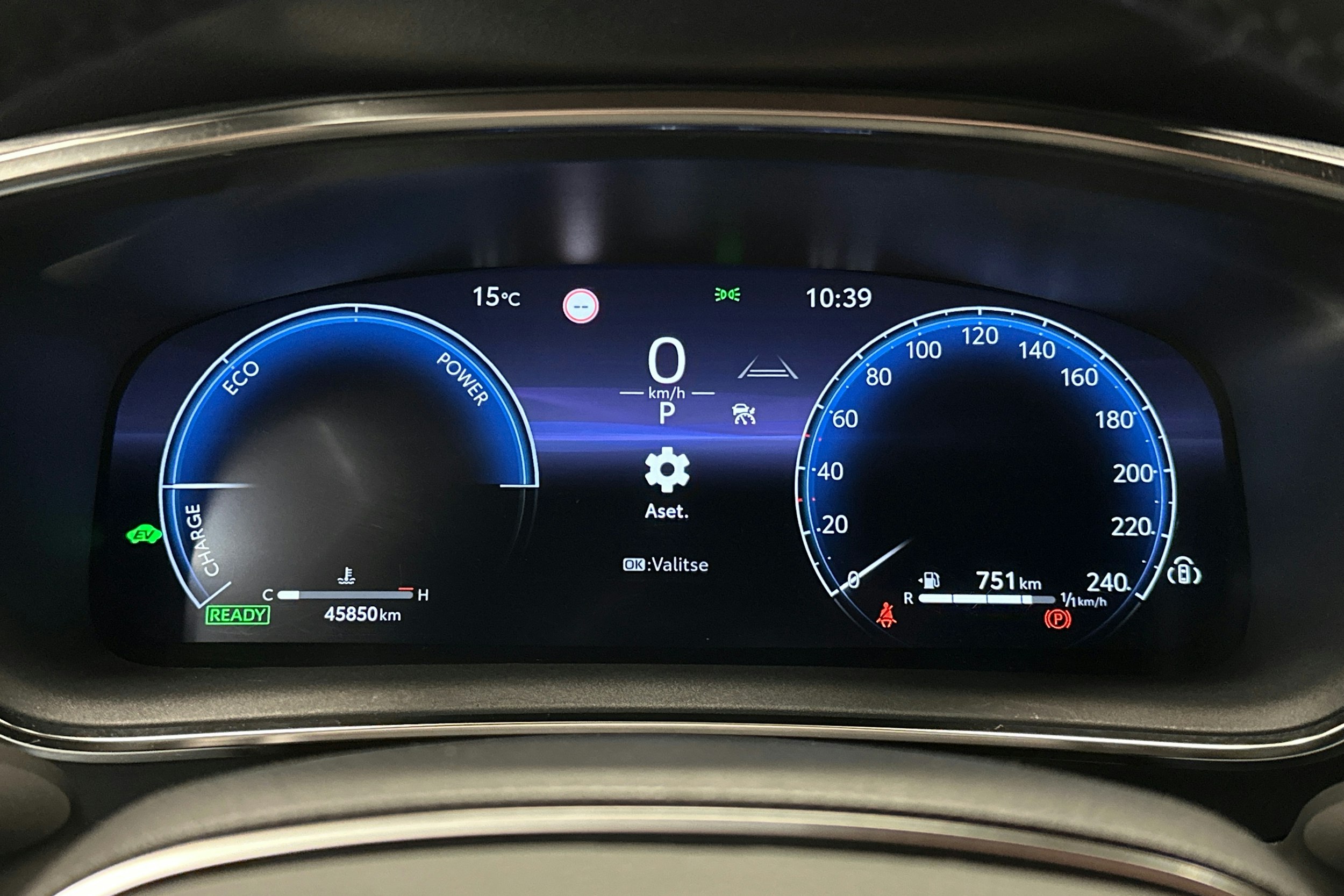 ruskea (beige) Toyota Corolla 2023 kuva 20.