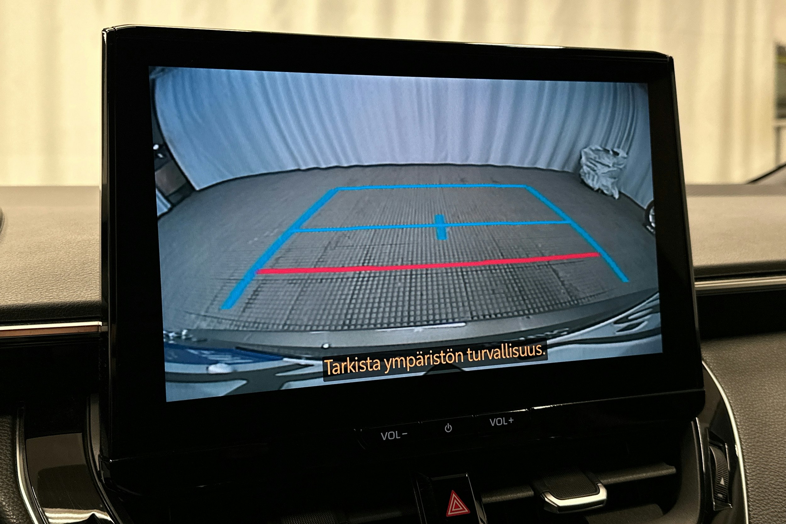 ruskea (beige) Toyota Corolla 2023 kuva 24.