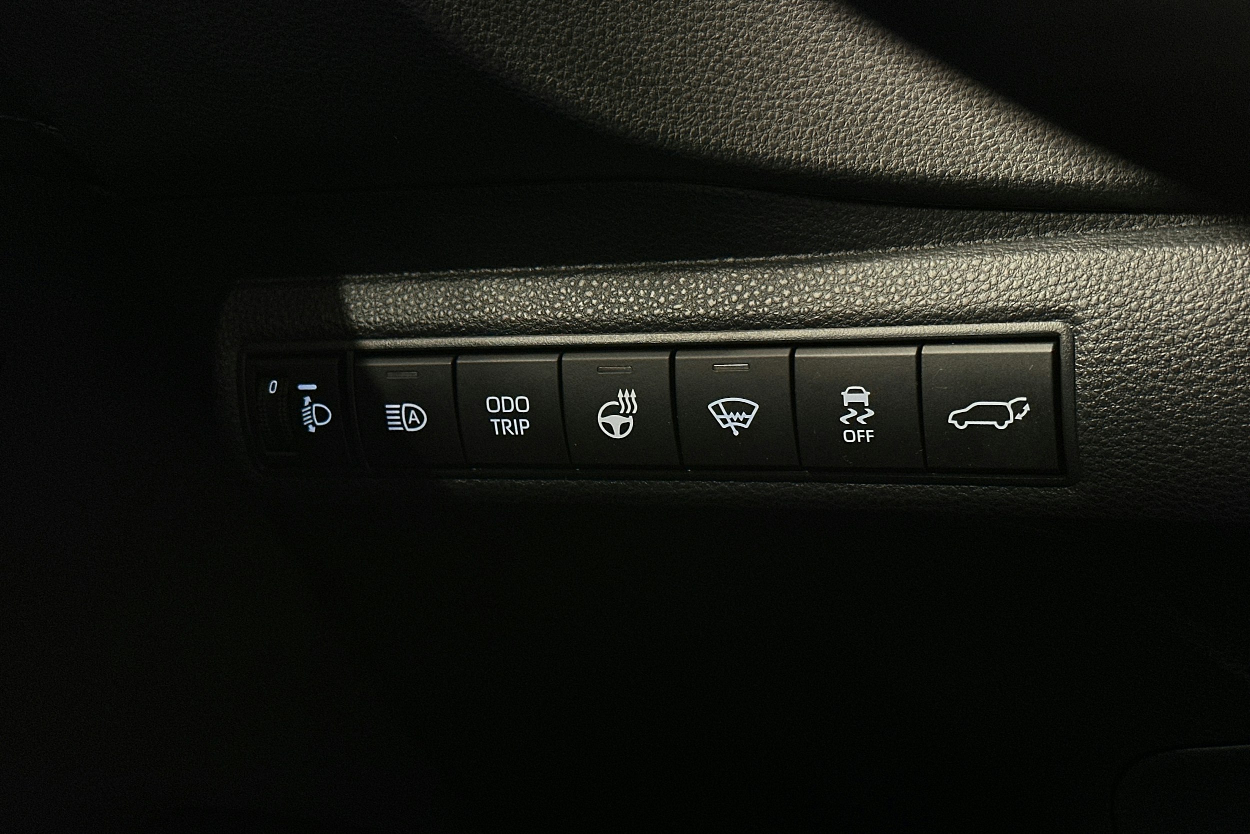 ruskea (beige) Toyota Corolla 2023 kuva 27.