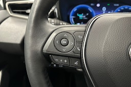 hopea Toyota Corolla 2023 kuva 16.