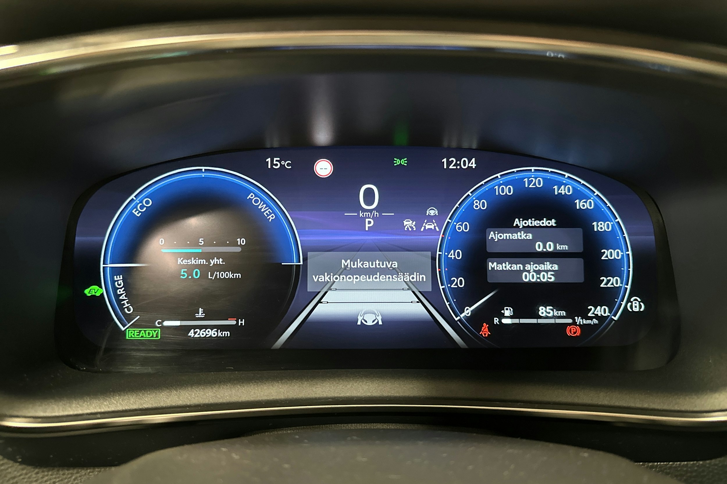 hopea Toyota Corolla 2023 kuva 18.