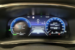 hopea Toyota Corolla 2023 kuva 18.