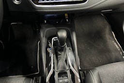 hopea Toyota Corolla 2023 kuva 24.