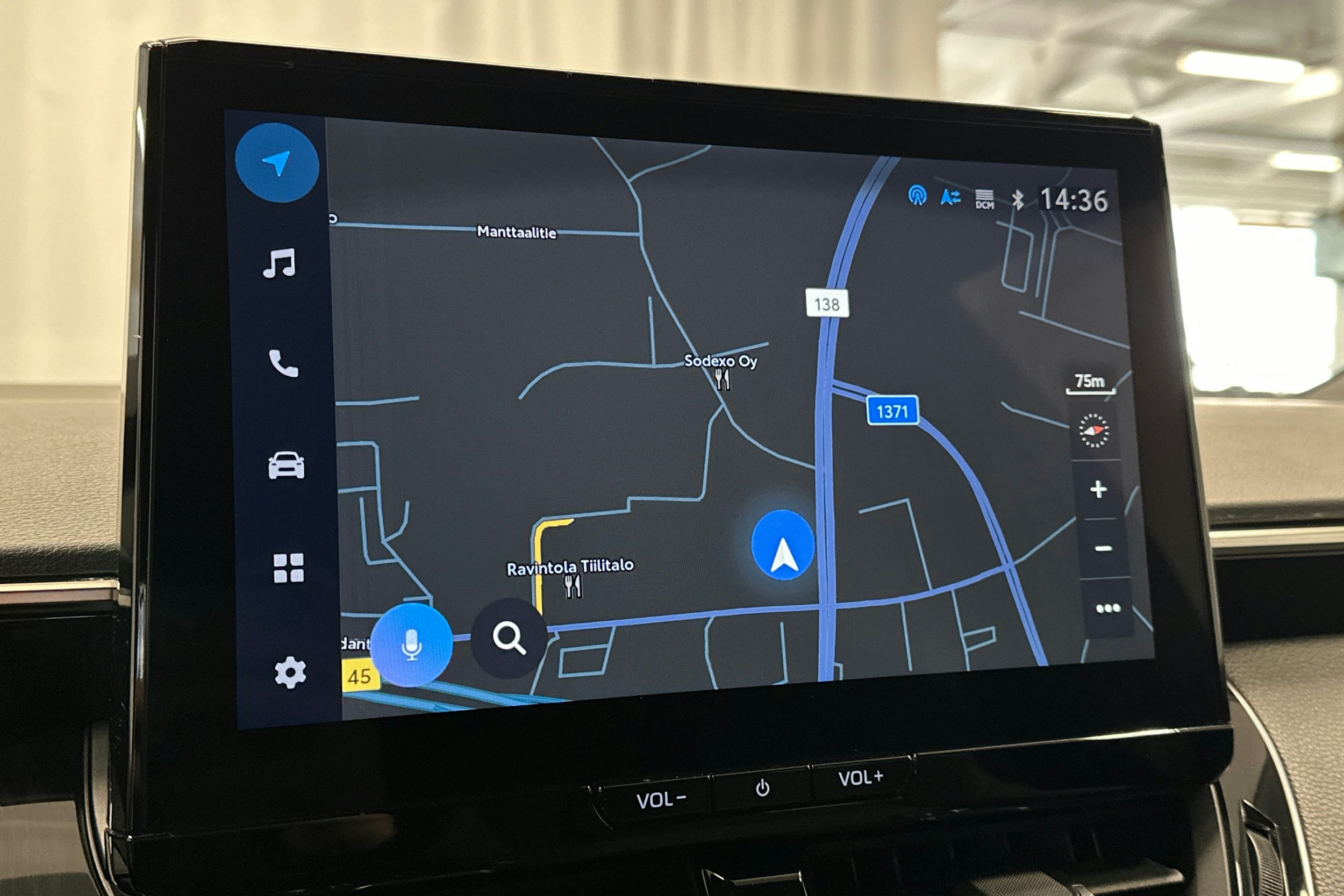 Valkoinen Toyota Corolla 2023 kuva 22.