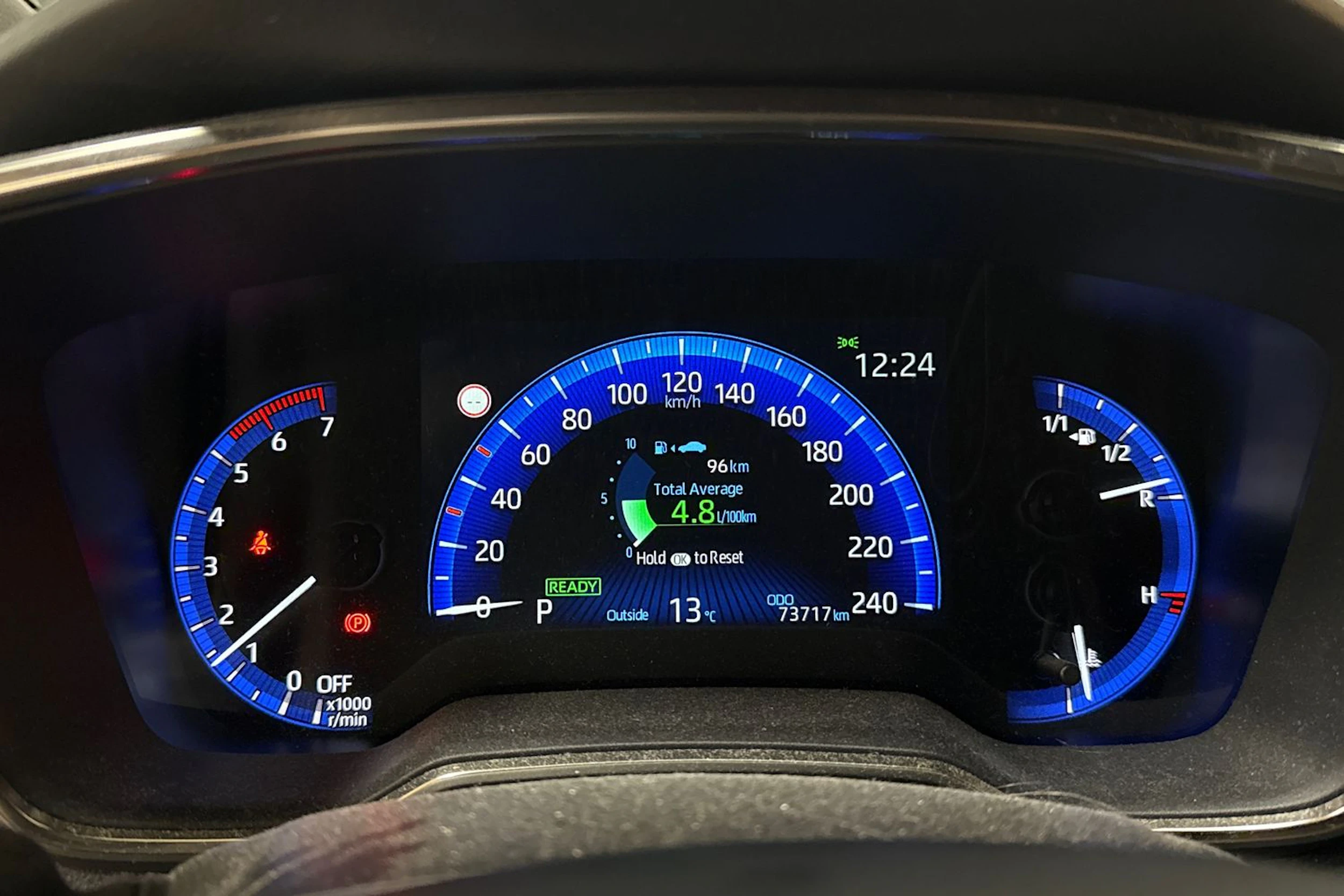 musta Toyota Corolla 2023 kuva 6.