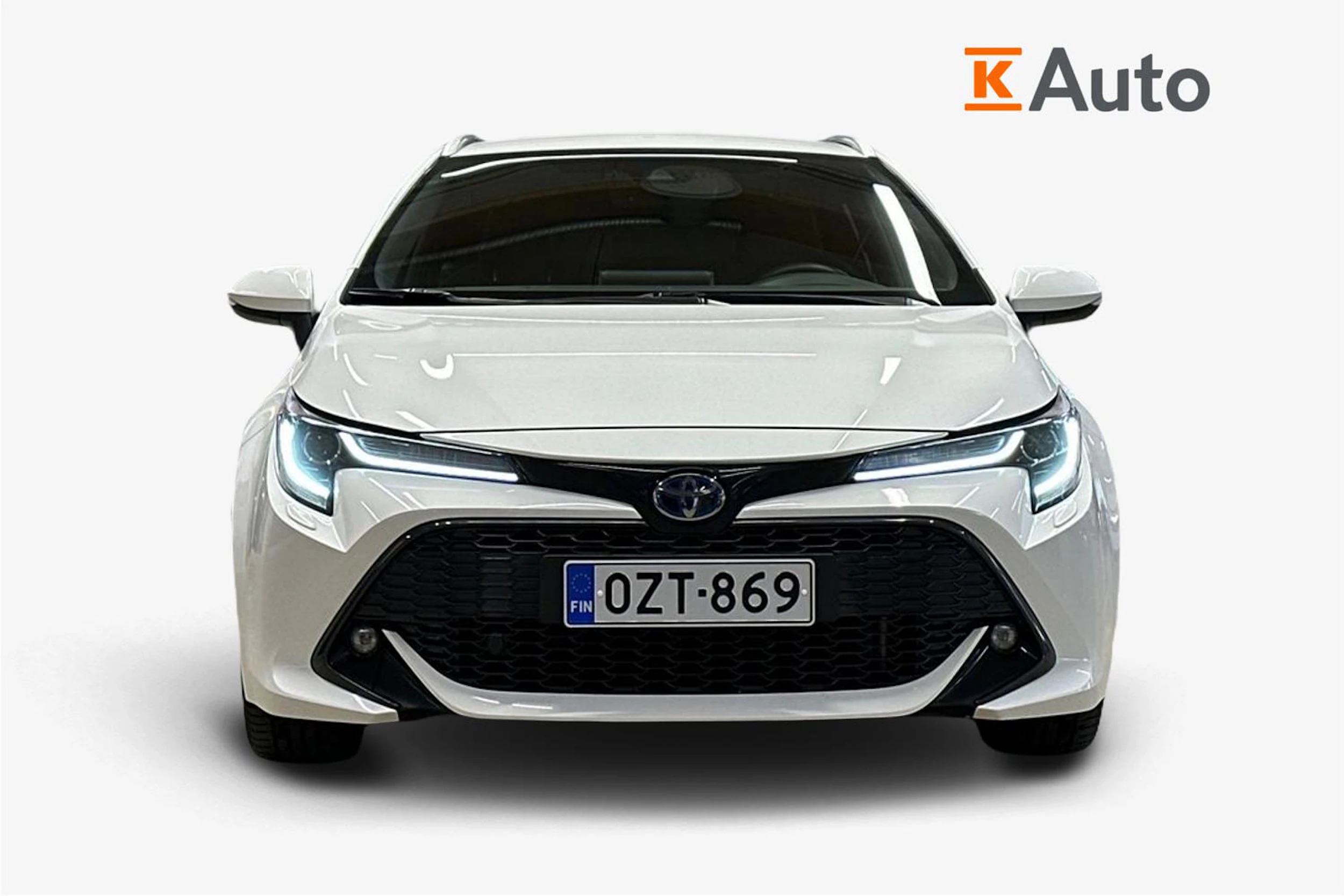 valkoinen Toyota Corolla 2023 kuva 5.