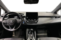 valkoinen Toyota Corolla 2023 kuva 9.