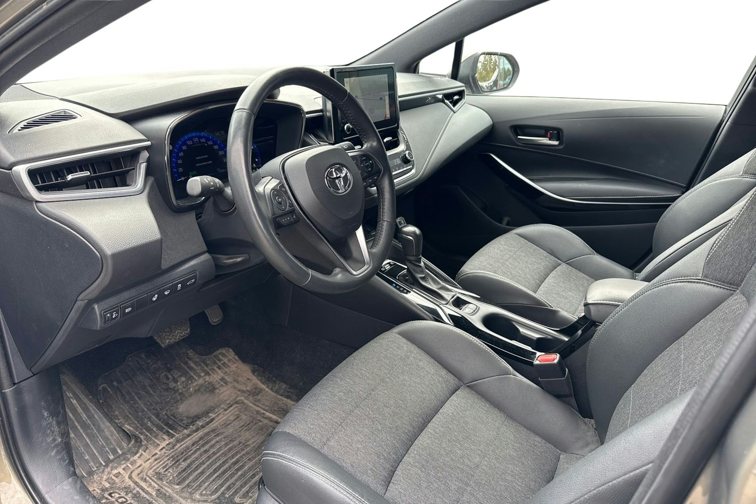 met. ruskea (beige) Toyota Corolla 2023 kuva 3.