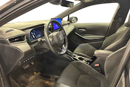 harmaa Toyota Corolla 2023 kuva 3.