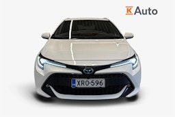 Valkoinen Toyota Corolla 2023 kuva 4.