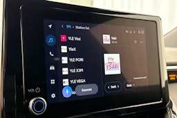 Valkoinen Toyota Corolla 2023 kuva 16.