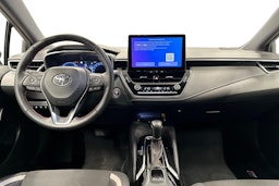 vihreä Toyota Corolla 2024 kuva 9.