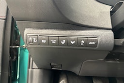 vihreä Toyota Corolla 2024 kuva 14.