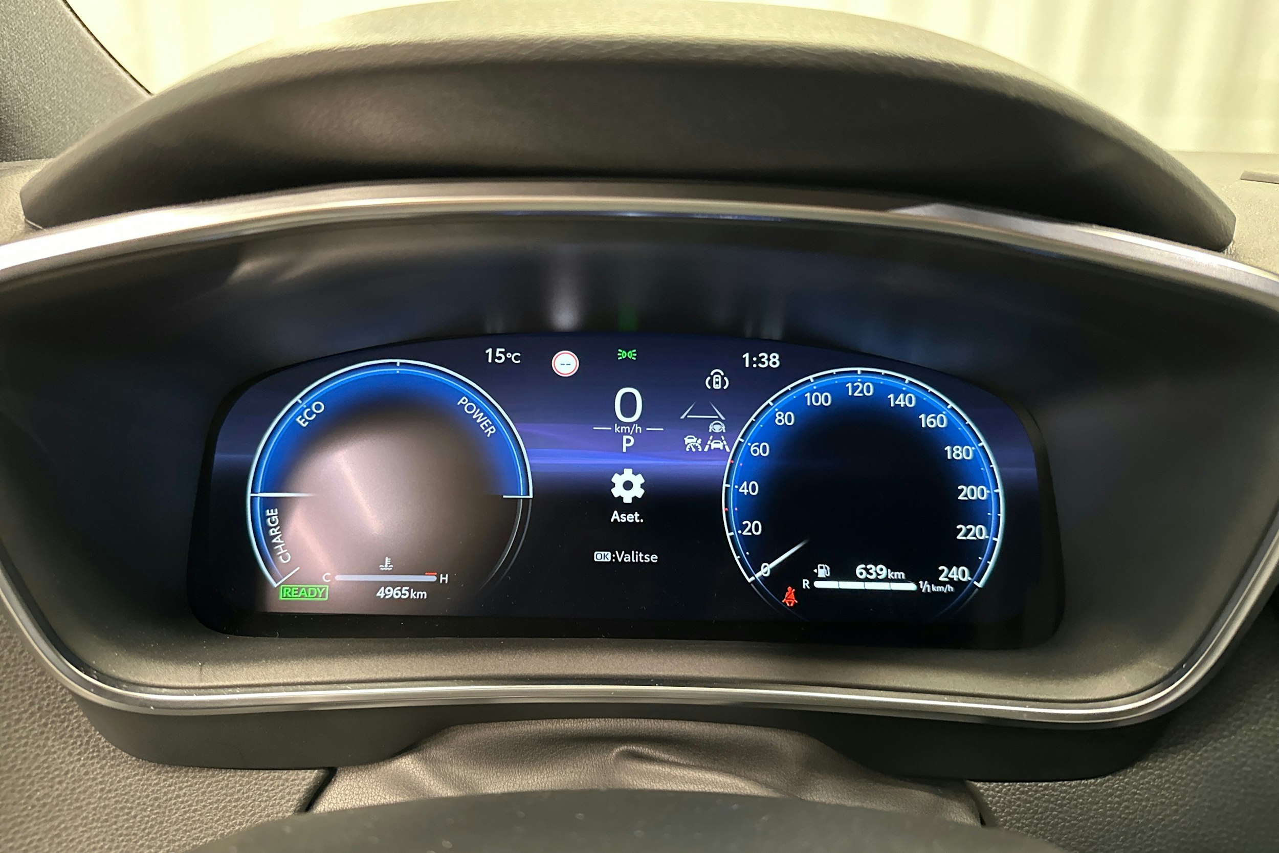 vihreä Toyota Corolla 2024 kuva 17.