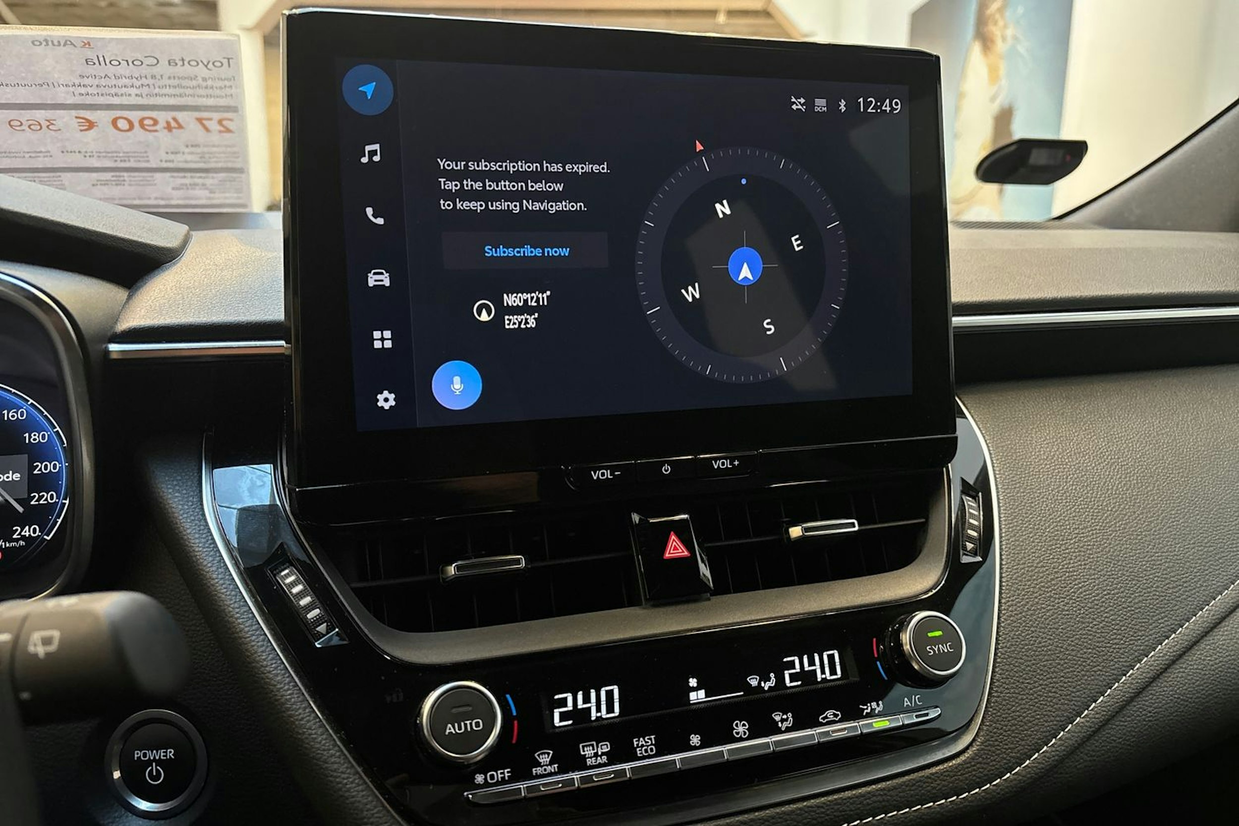 musta Toyota Corolla 2024 kuva 21.