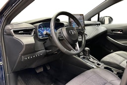 sininen Toyota Corolla 2024 kuva 7.