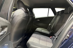 sininen Toyota Corolla 2024 kuva 10.