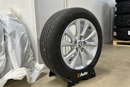 sininen Toyota Corolla 2024 kuva 13.