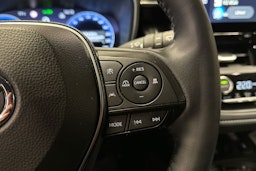 sininen Toyota Corolla 2024 kuva 21.