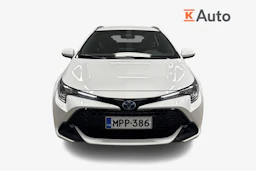 valkoinen Toyota Corolla 2024 kuva 4.