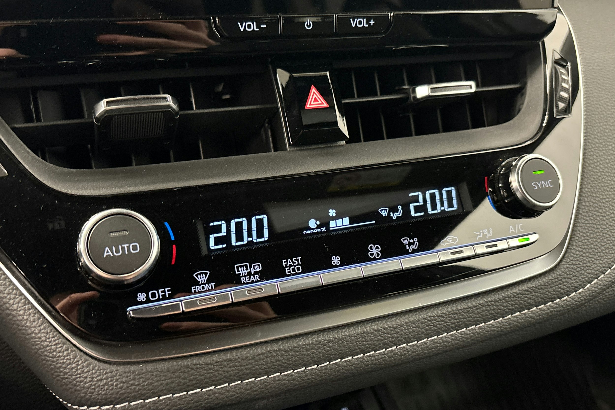 hopea Toyota Corolla 2024 kuva 22.