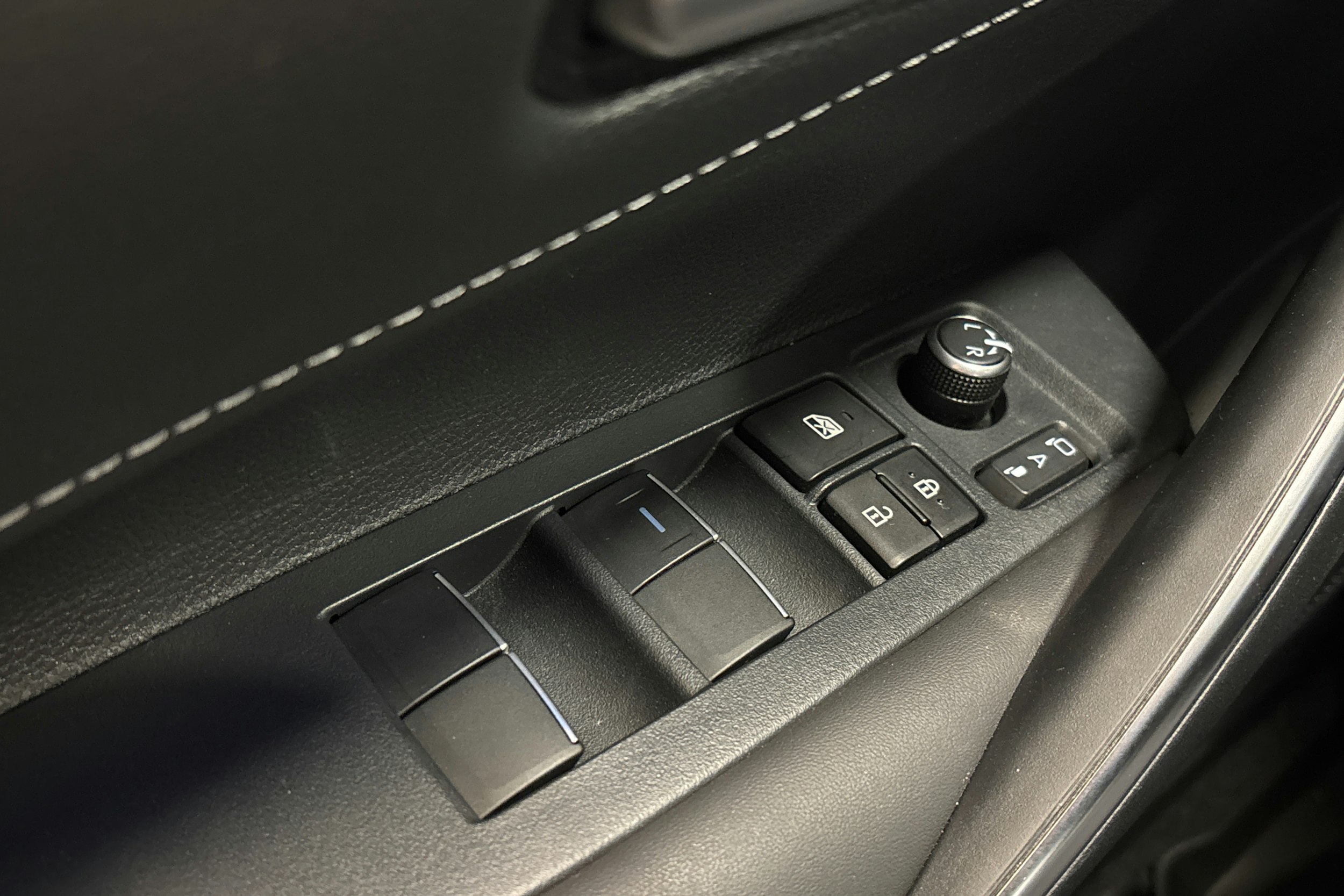 hopea Toyota Corolla 2024 kuva 27.