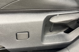 hopea Toyota Corolla 2024 kuva 28.