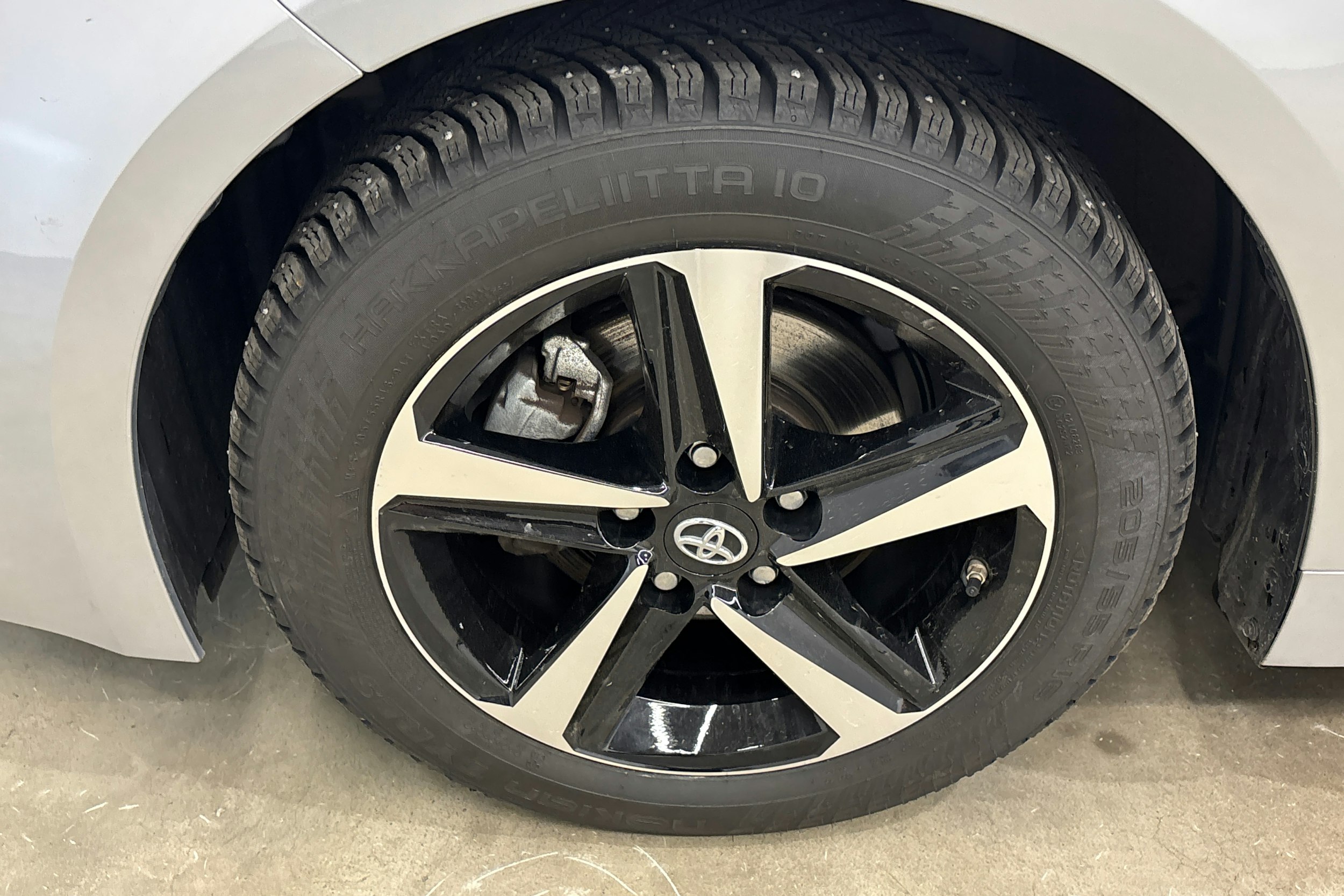 hopea Toyota Corolla 2024 kuva 30.