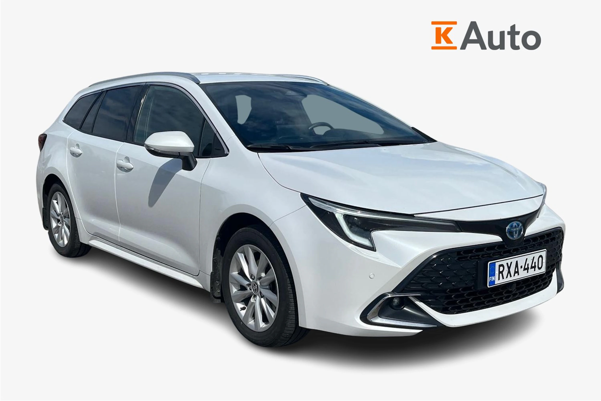 valkoinen Toyota Corolla 2024 kuva 1.