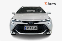 valkoinen Toyota Corolla 2024 kuva 5.