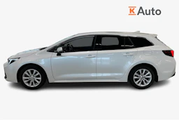 valkoinen Toyota Corolla 2024 kuva 7.