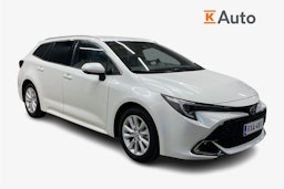 valkoinen Toyota Corolla 2024 kuva 1.