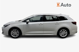 valkoinen Toyota Corolla 2024 kuva 6.