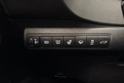 musta Toyota Corolla 2024 kuva 26.