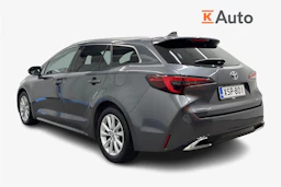 harmaa Toyota Corolla 2024 kuva 2.