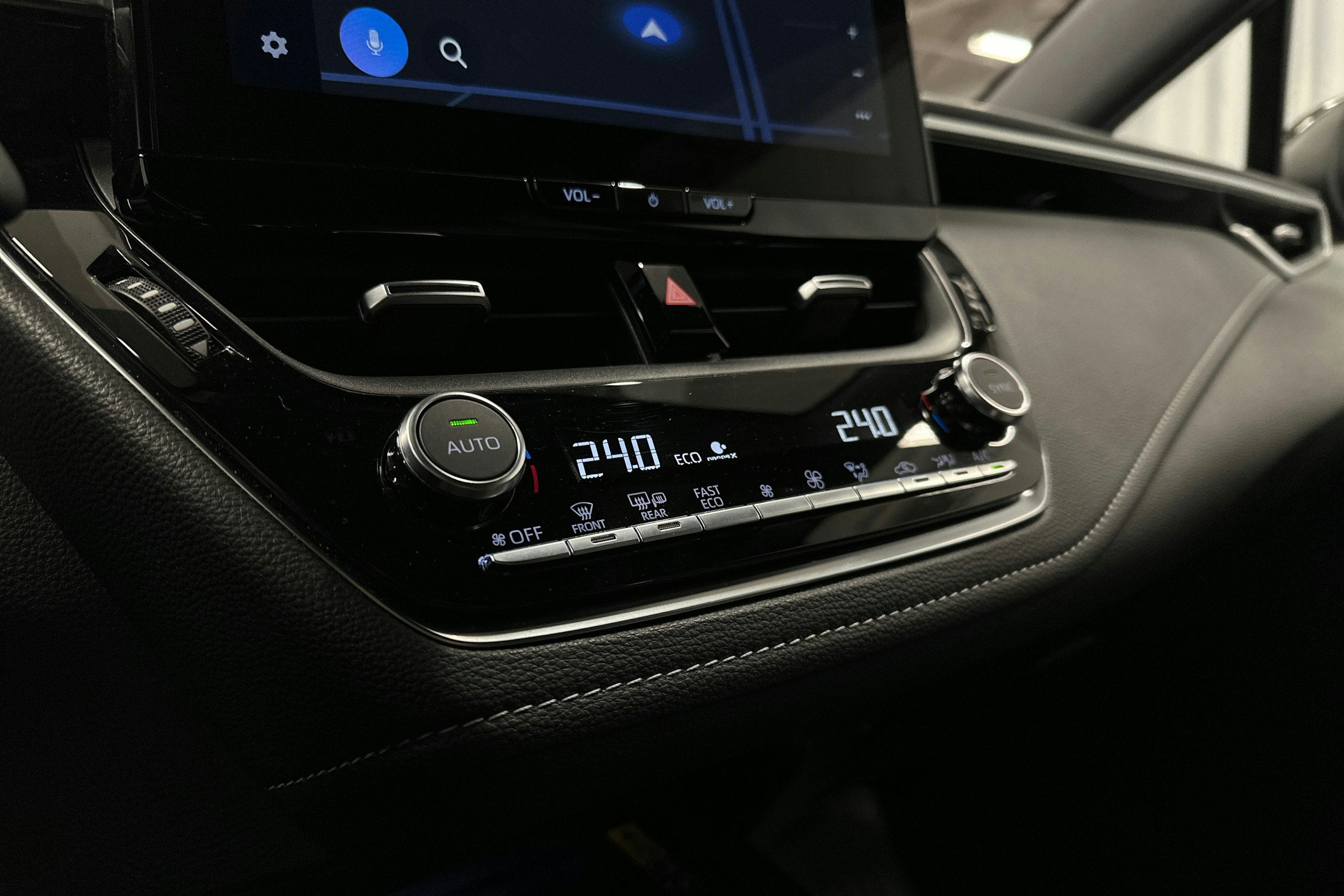 sininen Toyota Corolla 2025 kuva 18.