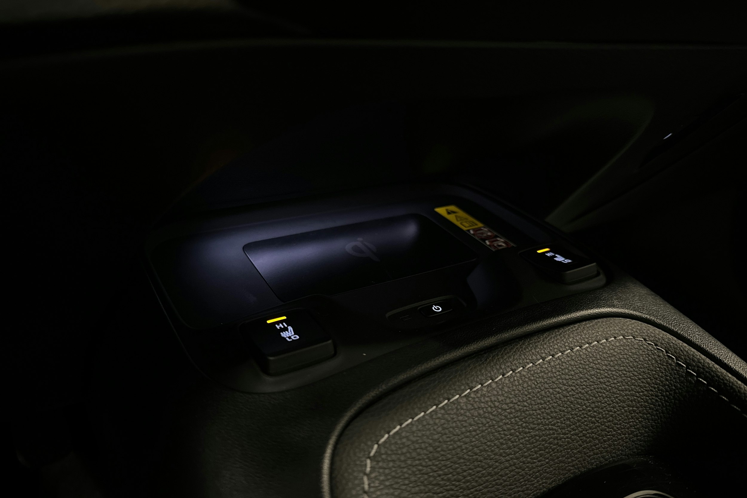 sininen Toyota Corolla 2025 kuva 19.