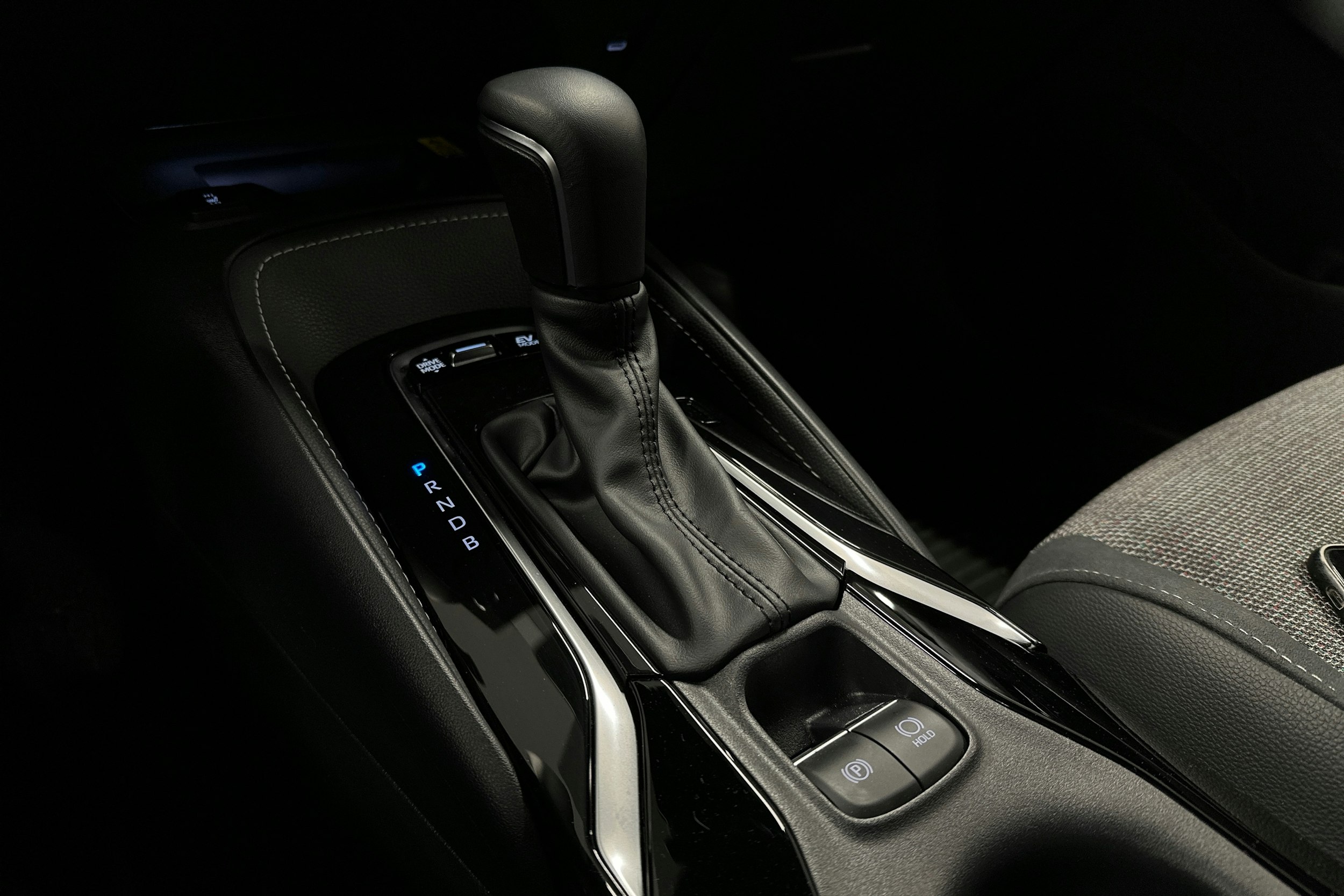 sininen Toyota Corolla 2025 kuva 20.