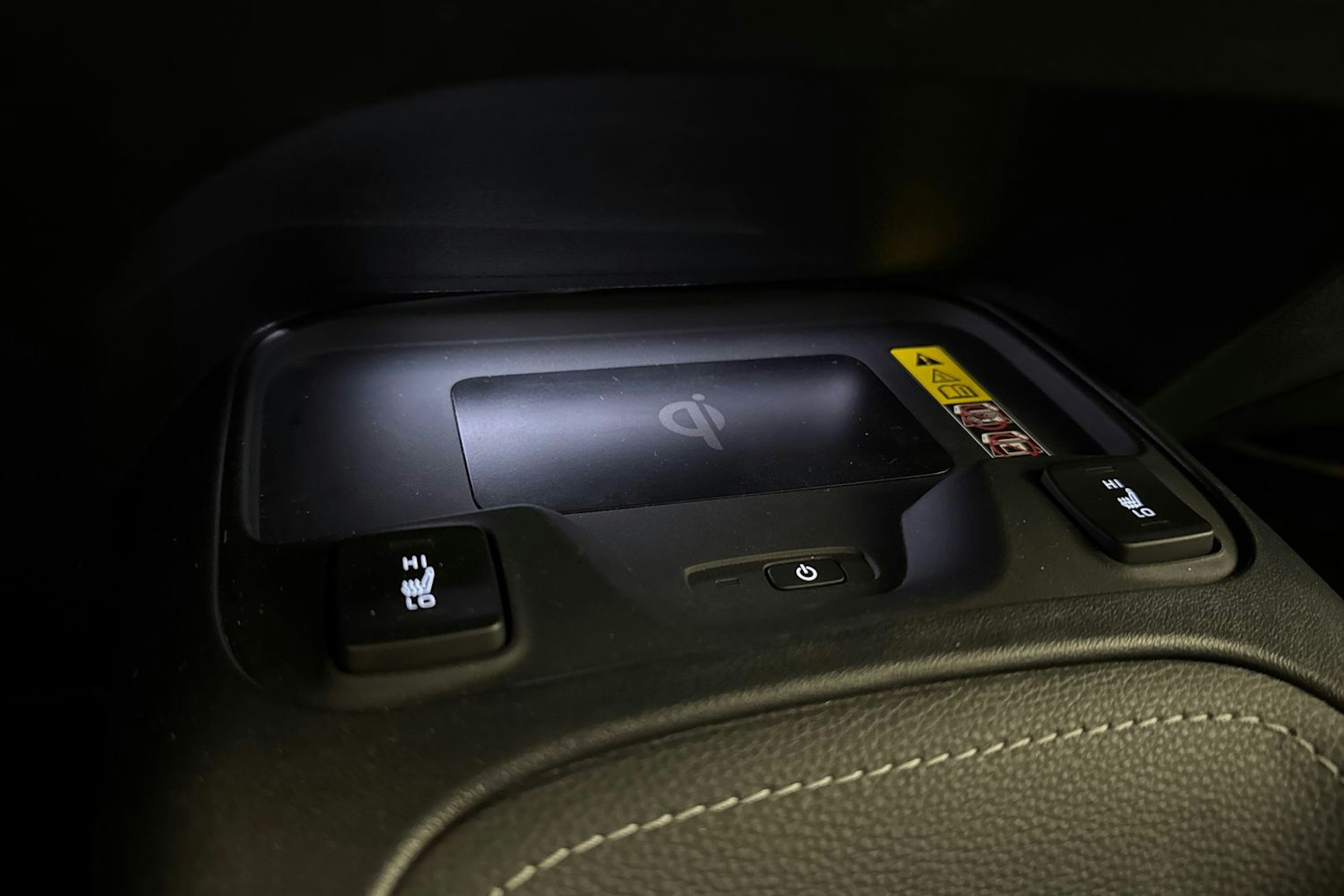 met. punainen Toyota Corolla 2025 kuva 27.