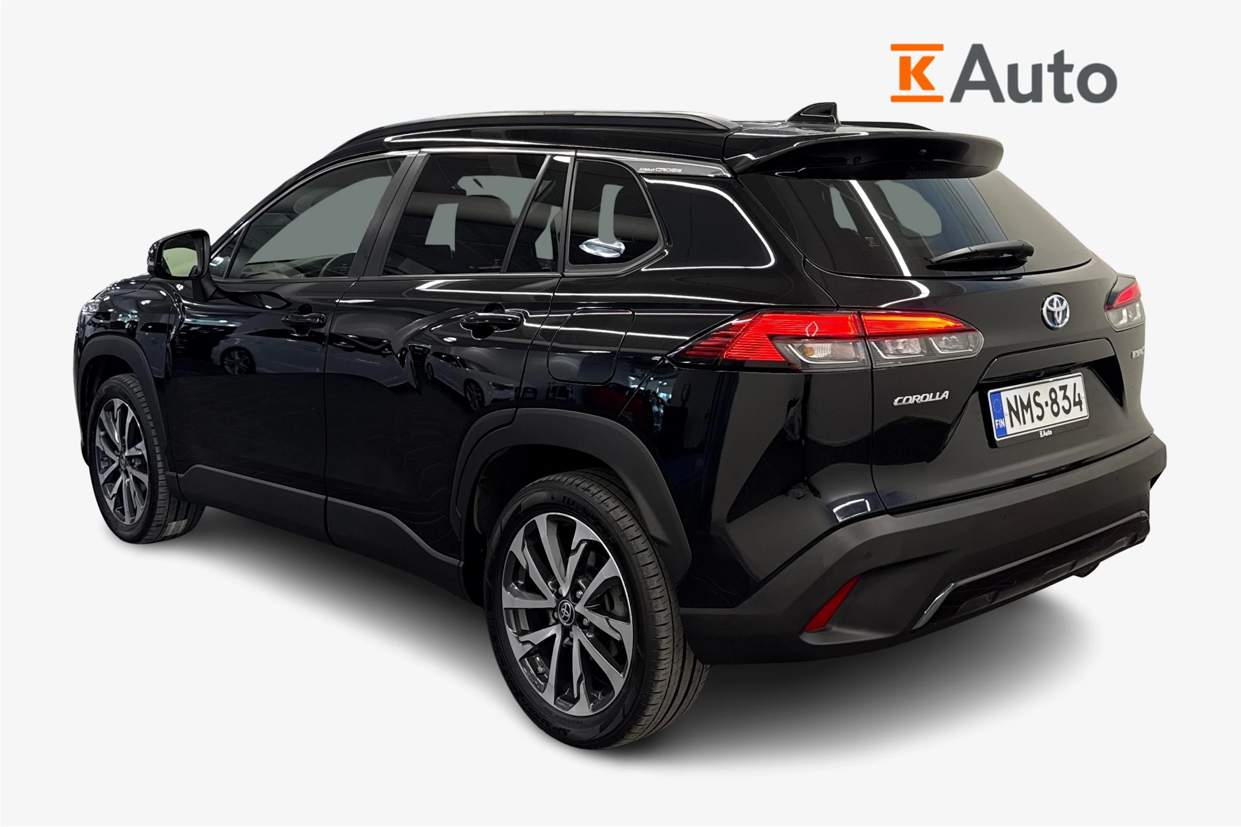 Musta Toyota Corolla Cross 2022 kuva 2.
