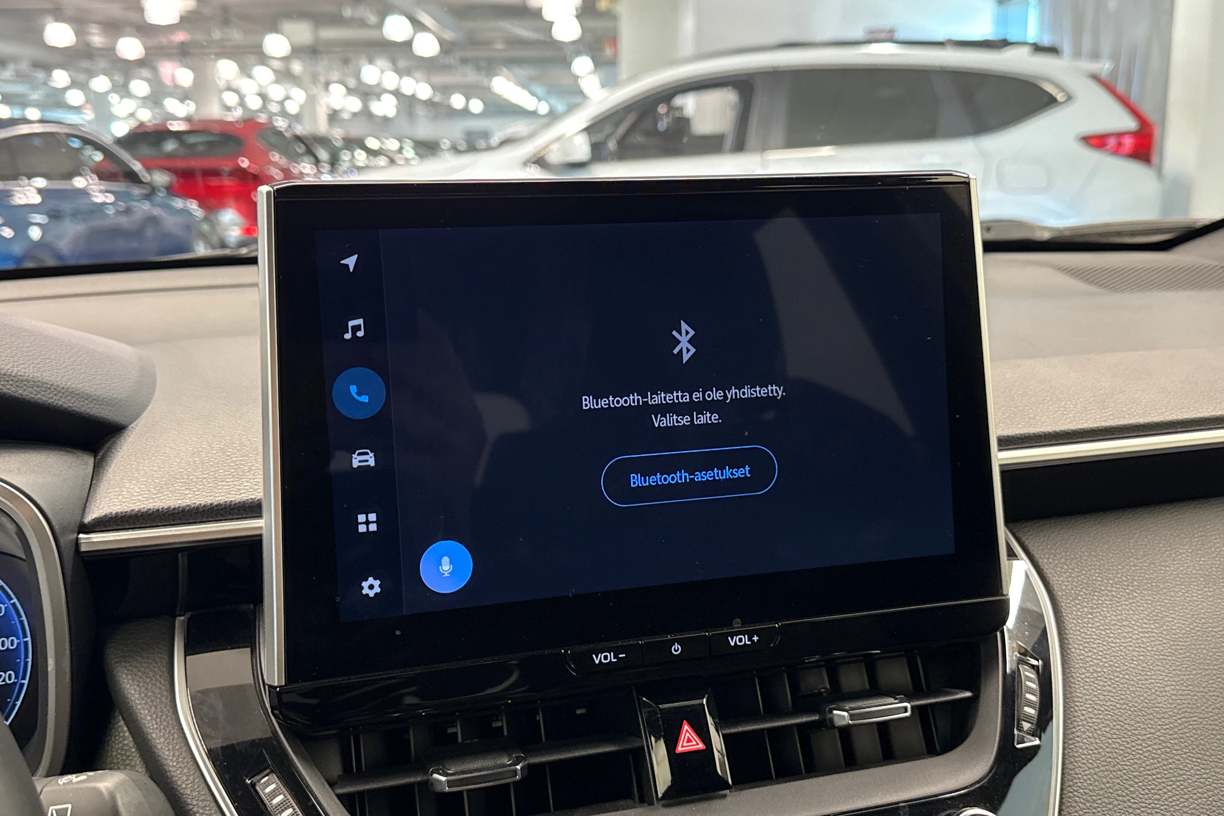 Musta Toyota Corolla Cross 2022 kuva 22.